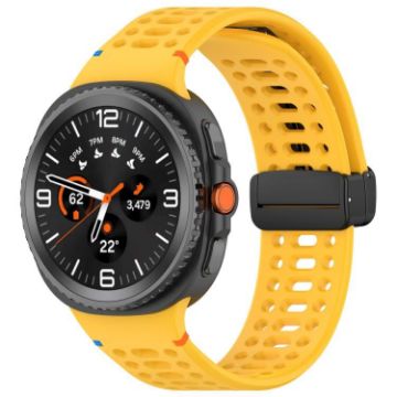 Samsung Galaxy Watch 8/8 Classic Magnetic Silicone Band Yellow - 1