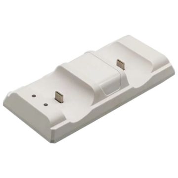 PS5 Controller Dual Port Quick Dock Charger (White) - 1
