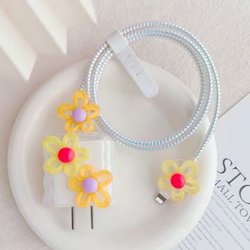 Flower Shape Charger Case & Cable Biter for Apple 18W/20W - Yellow/Green - 1